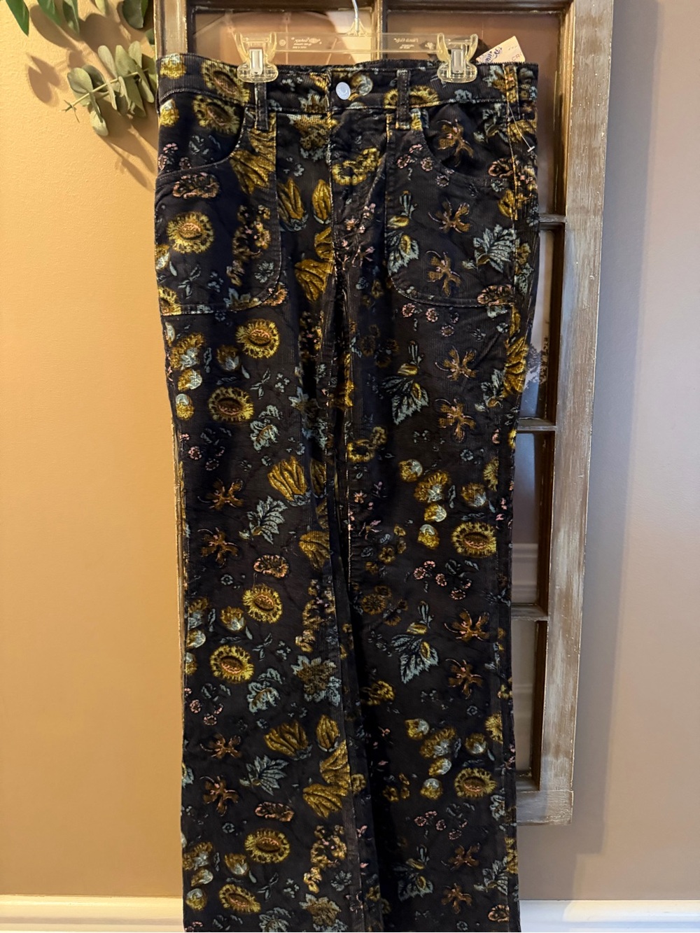 NWT Pilcro Anthropologie Floral Corduroy Jeans Size 28 Botanical Print